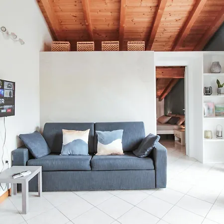 Apartment Maniero 55 Domaso